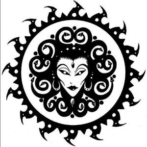 Meet your Posher, Liz